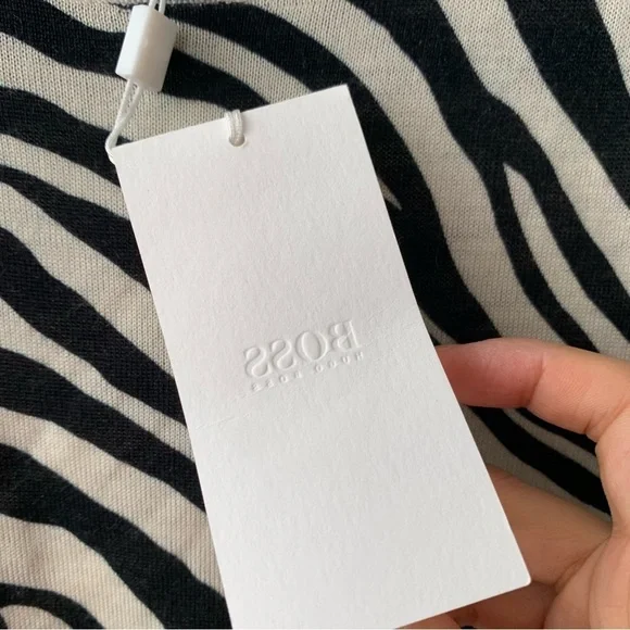 BOSS Fabanna Short Sleeve Mock Neck Print Knit Top‎ Sz M - Picture 9 of 9